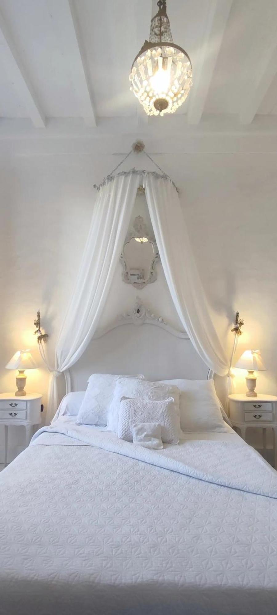 Appartement Spacieux Avec Deux Chambres Au Chateau Valence  Bagian luar foto