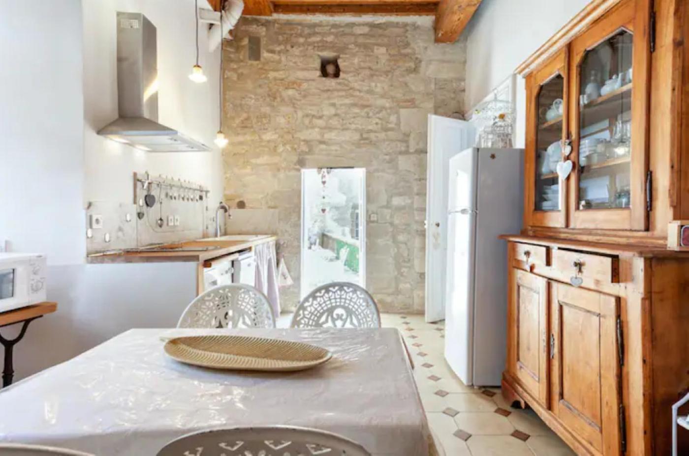 Appartement Spacieux Avec Deux Chambres Au Chateau Valence  Bagian luar foto